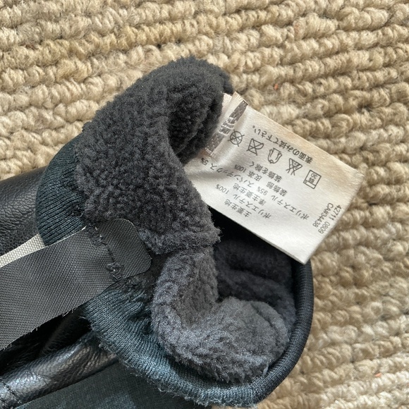 Arc teryx Gloves - Picture 4 of 4